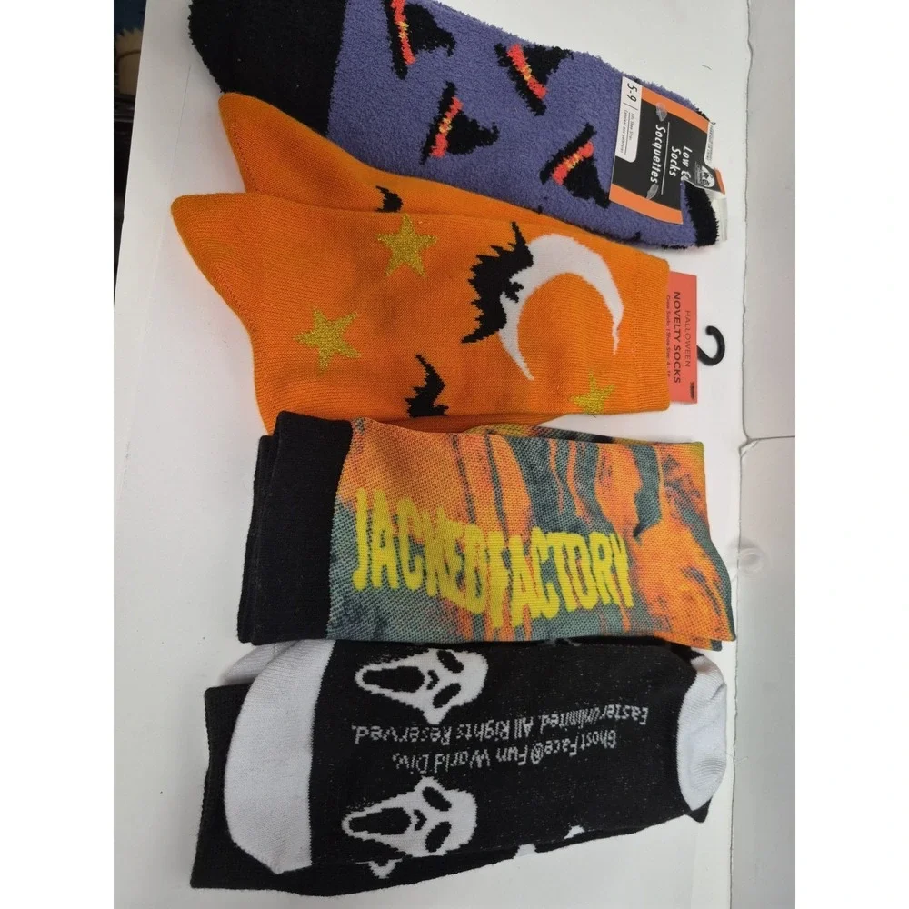 Lot Of 4 Halloween Socks
